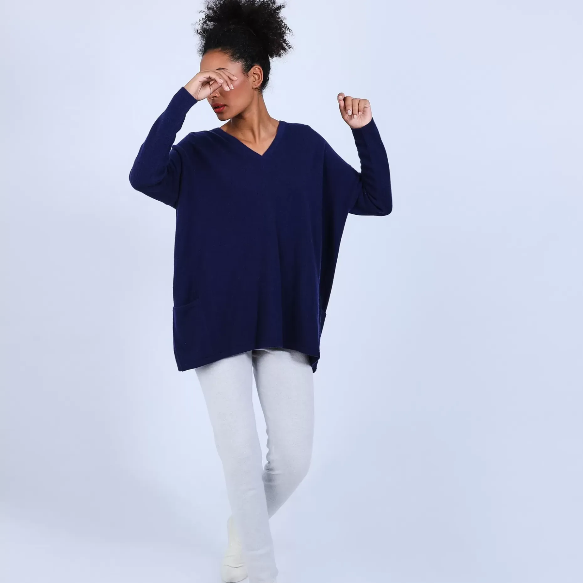 Maison Montagut Pulls>Pull Large En Cachemire Boutonne Dans Le Dos - Osana