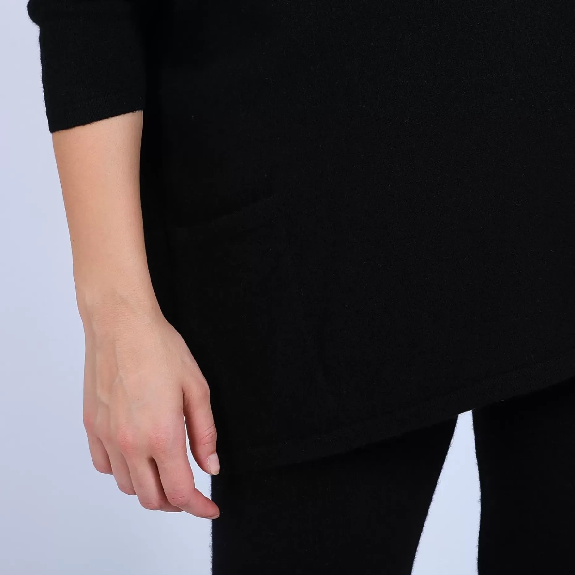 Maison Montagut Pulls>Pull Large En Cachemire Boutonne Dans Le Dos - Osana
