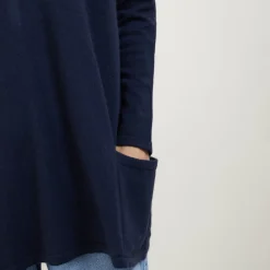 Maison Montagut Pulls>Pull Oversize Col V En Cachemire Boutonne Dos - Binta