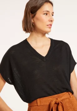 Maison Montagut T-Shirts>T-Shirt Ample Col V En Lin Flamme - Marra