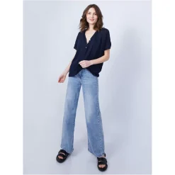 Maison Montagut T-Shirts>T-Shirt En Lin Col V Boutonne - Maati